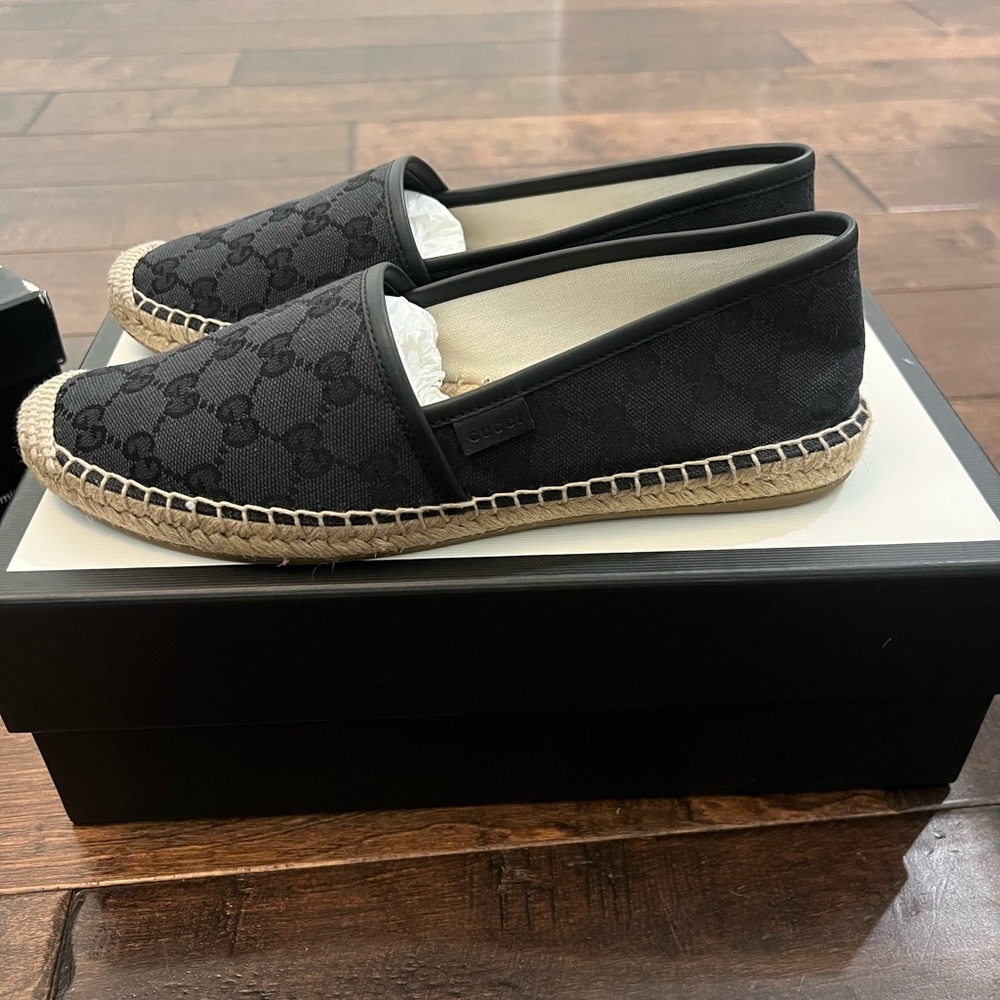 Gucci Black and Cream Canvas Espadrilles - Picture 5 of 12
